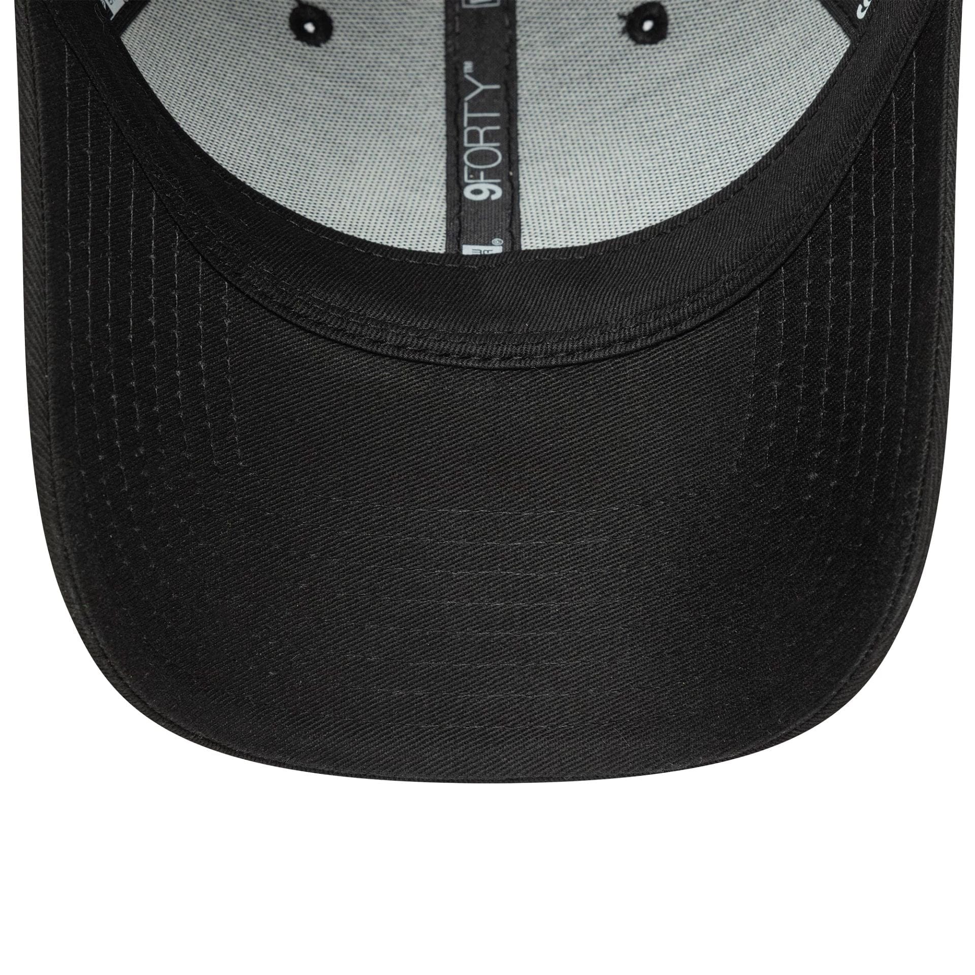 Tonal Paris Saint-Germain Black 9FORTY Cap | NEC UK