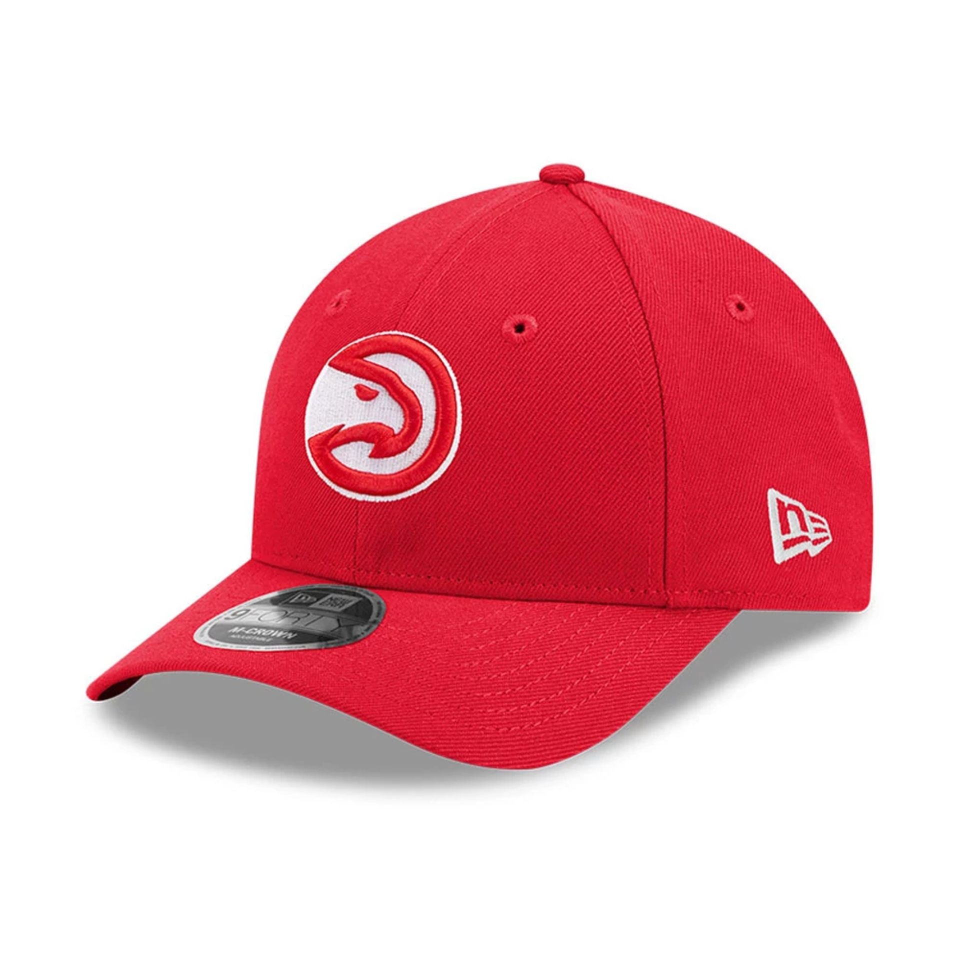 This is a Atlanta Hawks NBA Team Red 9FORTY M-Crown Adjustable Cap 1