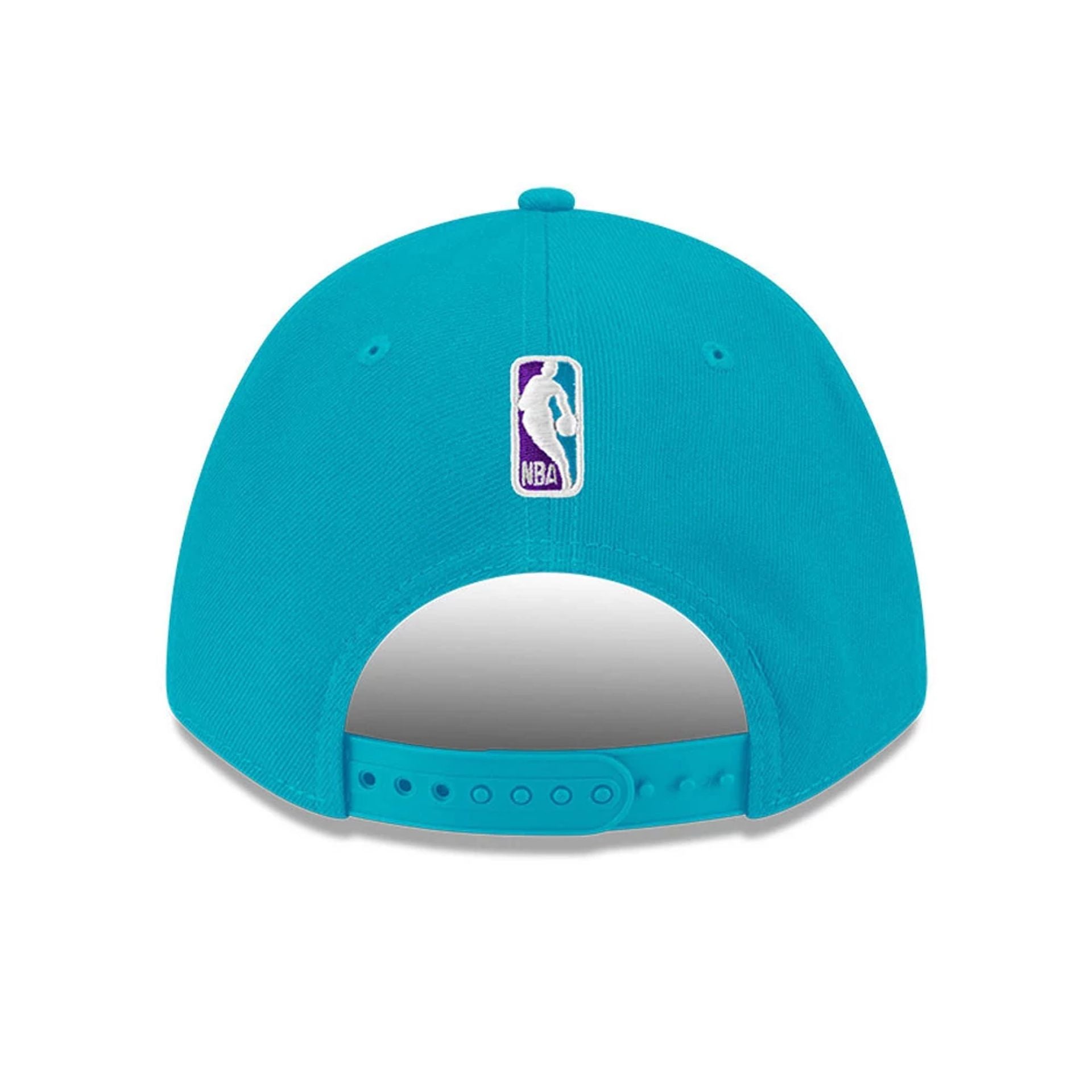 This is a Charlotte Hornets NBA Team Turquoise 9FORTY M-Crown Adjustable Cap 4