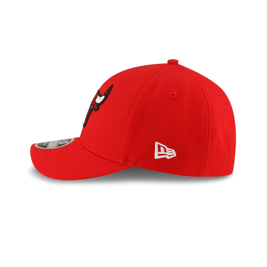 This is a Chicago Bulls NBA Team Red 9FORTY M-Crown Adjustable Cap 5