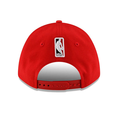 This is a Chicago Bulls NBA Team Red 9FORTY M-Crown Adjustable Cap 7