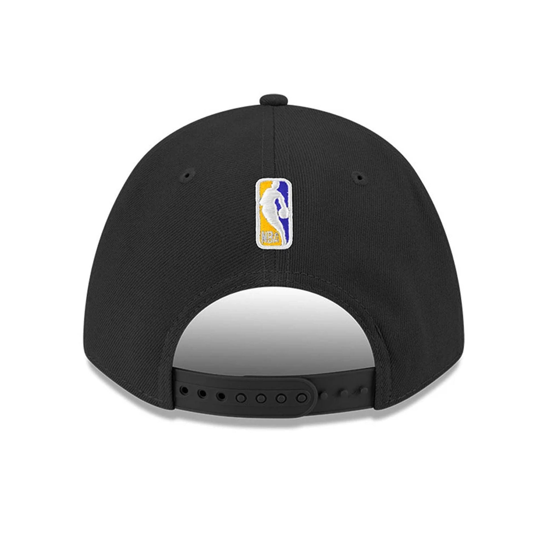 This is a LA Lakers NBA Team Black 9FORTY M-Crown Adjustable Cap 4