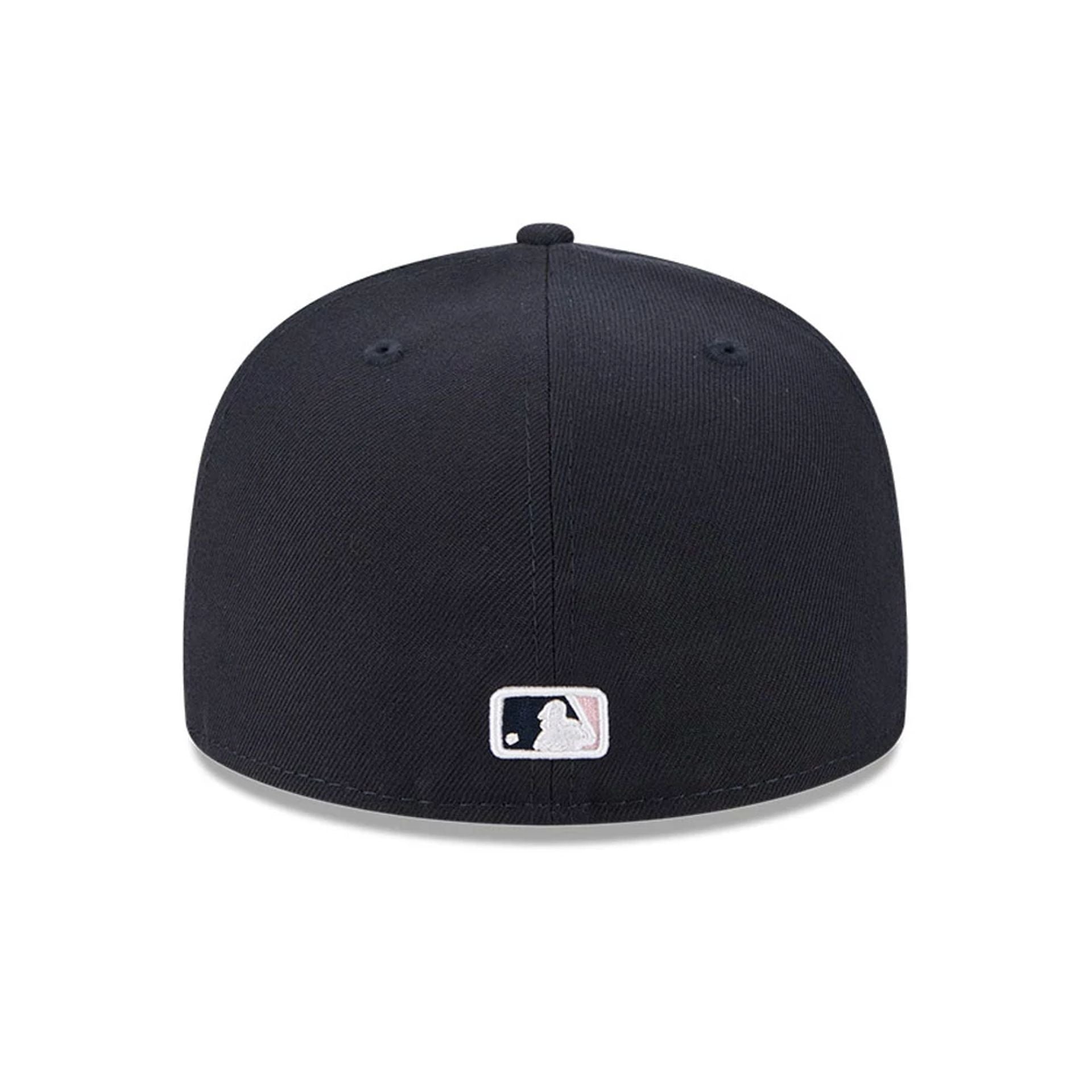 This is a New York Yankees Big League Chew Navy 59FIFTY Fitted Cap 7