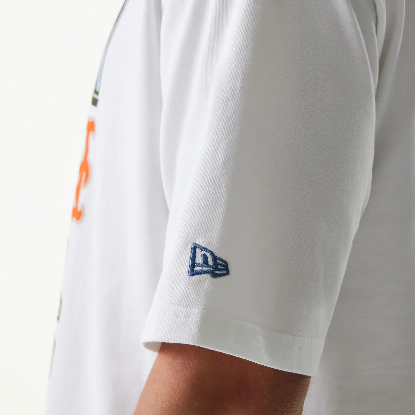 The Male model is wearing MLB Subway Series White Oversized T-Shirt 5