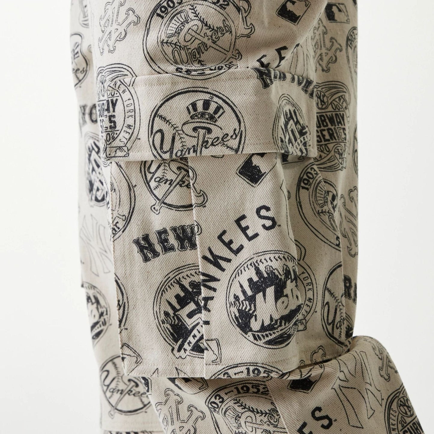 The Male model is wearing MLB Subway Series All Over Print Cargo Trousers 5