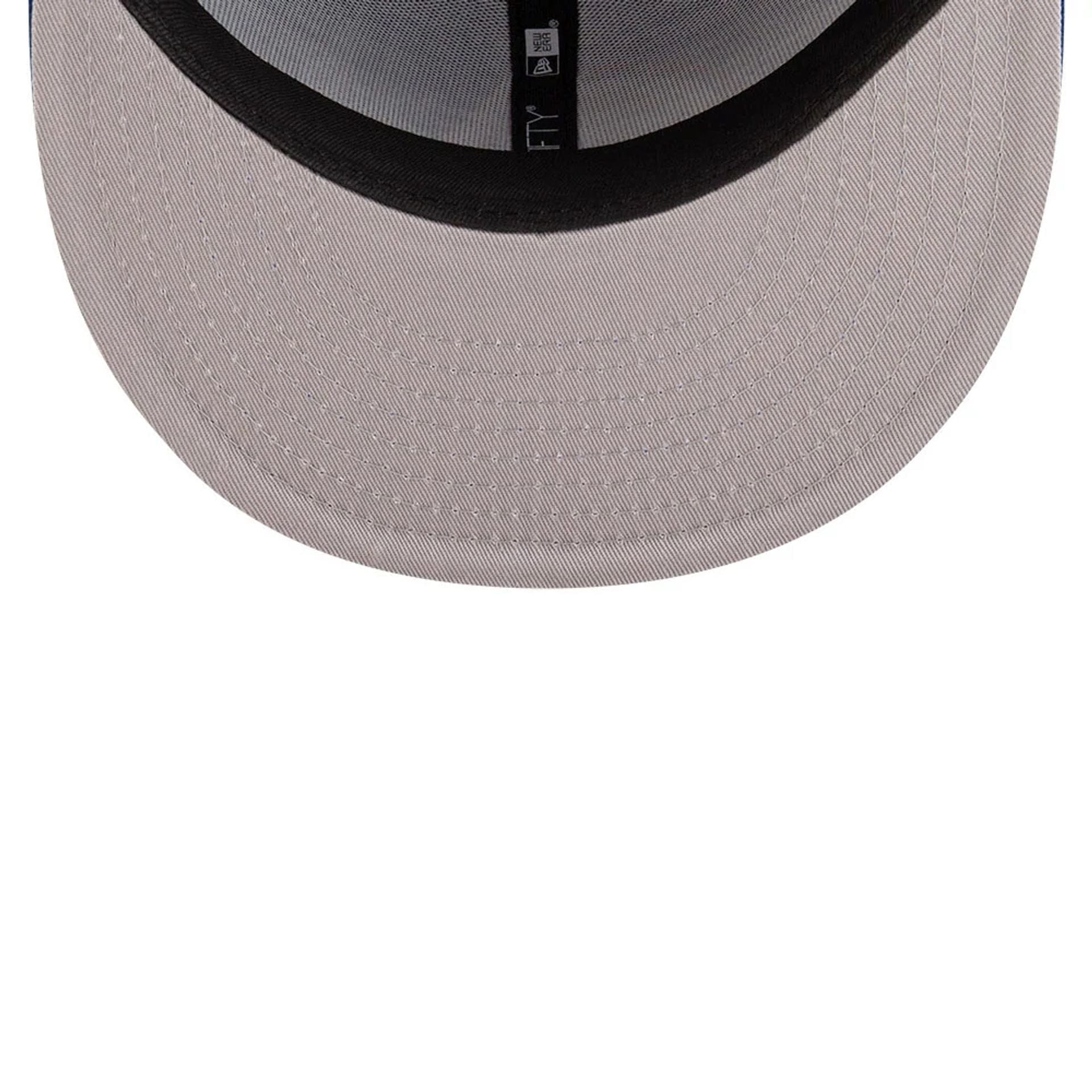 This is a Quebec Nordiques NHL Basic Blue 59FIFTY Fitted Cap 2