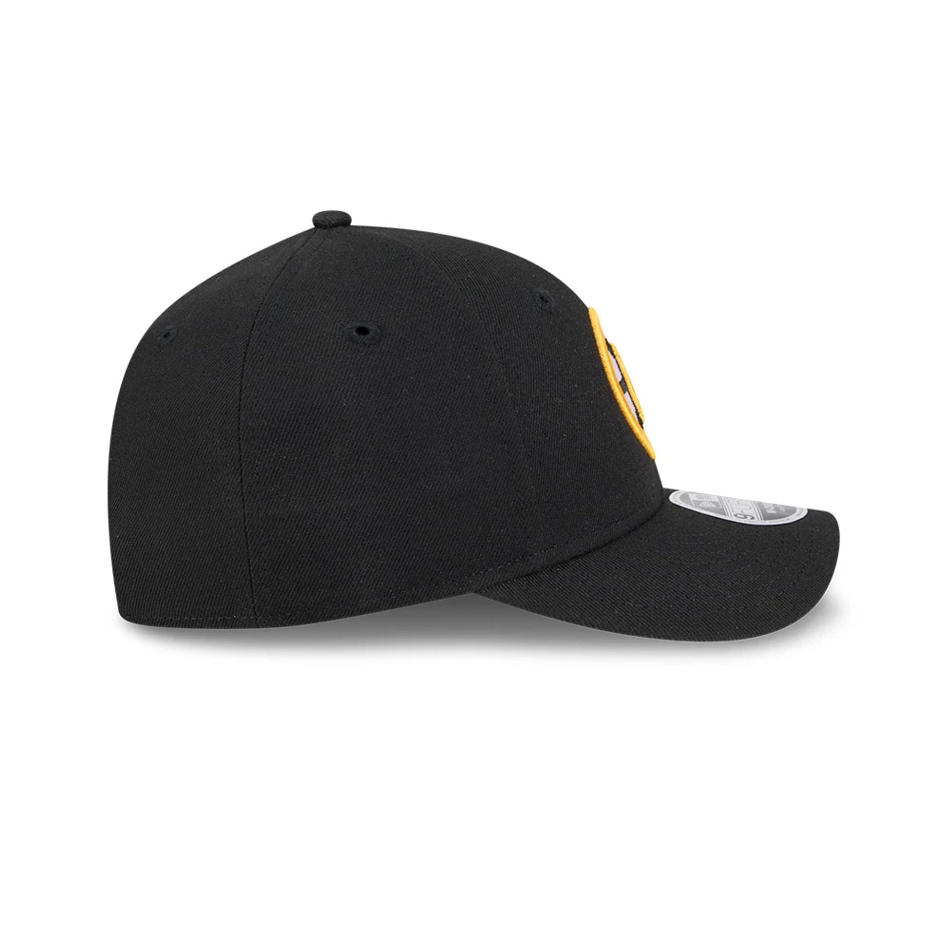 This is a Boston Bruins NHL Team Black 9FORTY M-Crown Adjustable Cap 7
