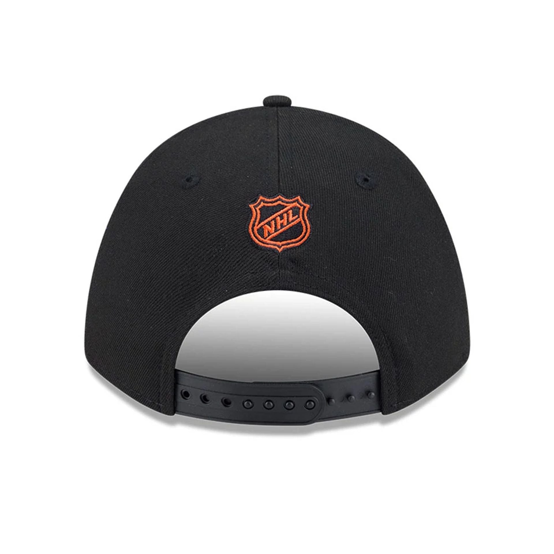 This is a Philadelphia Flyers NHL Team Black 9FORTY M-Crown Adjustable Cap 7