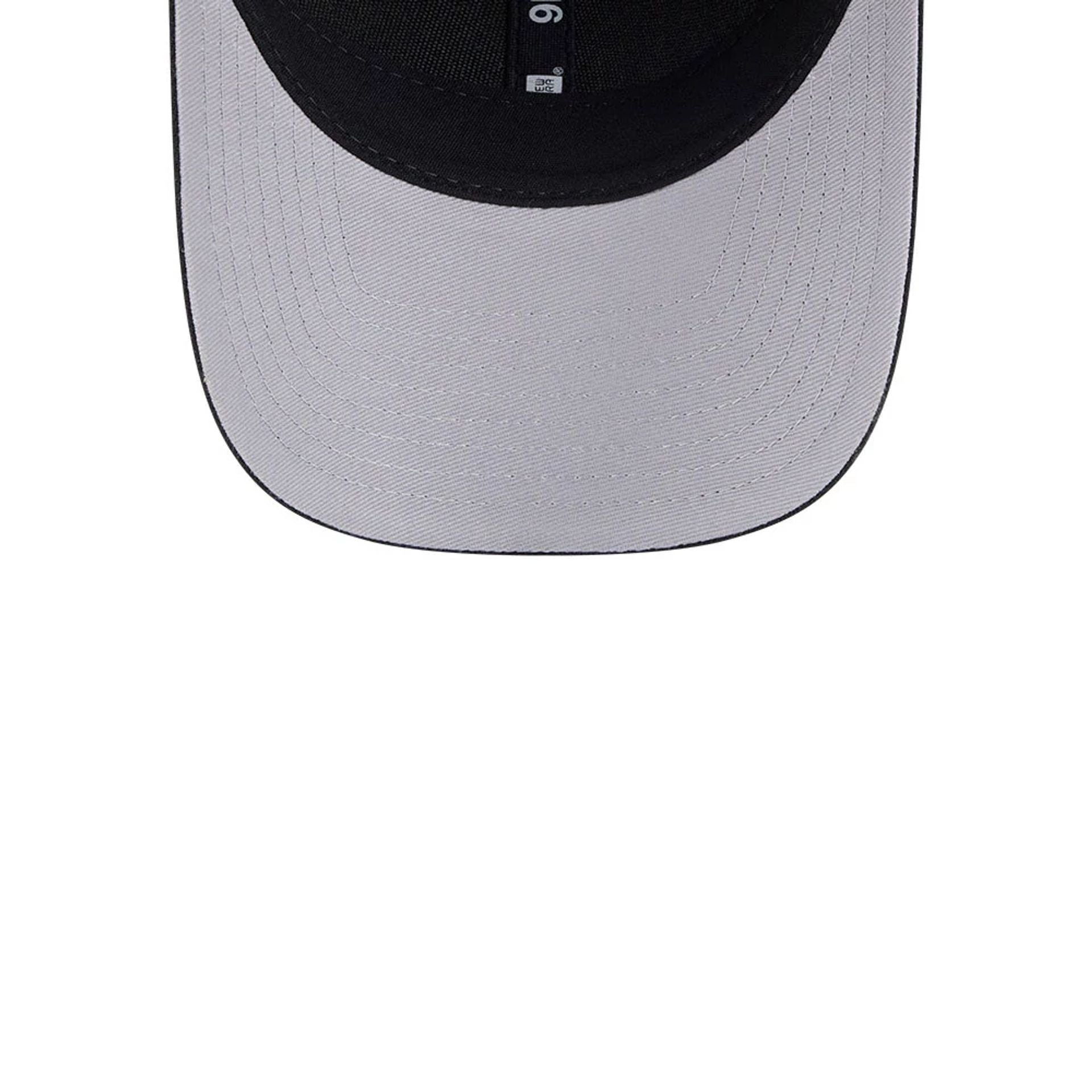 This is a Boston Bruins NHL Team Black 9FORTY M-Crown Adjustable Cap 2