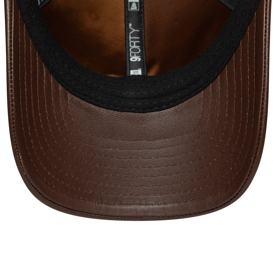 This is a New York Yankees MLB Leather Dark Brown 9FORTY M-Crown Adjustable Cap 5