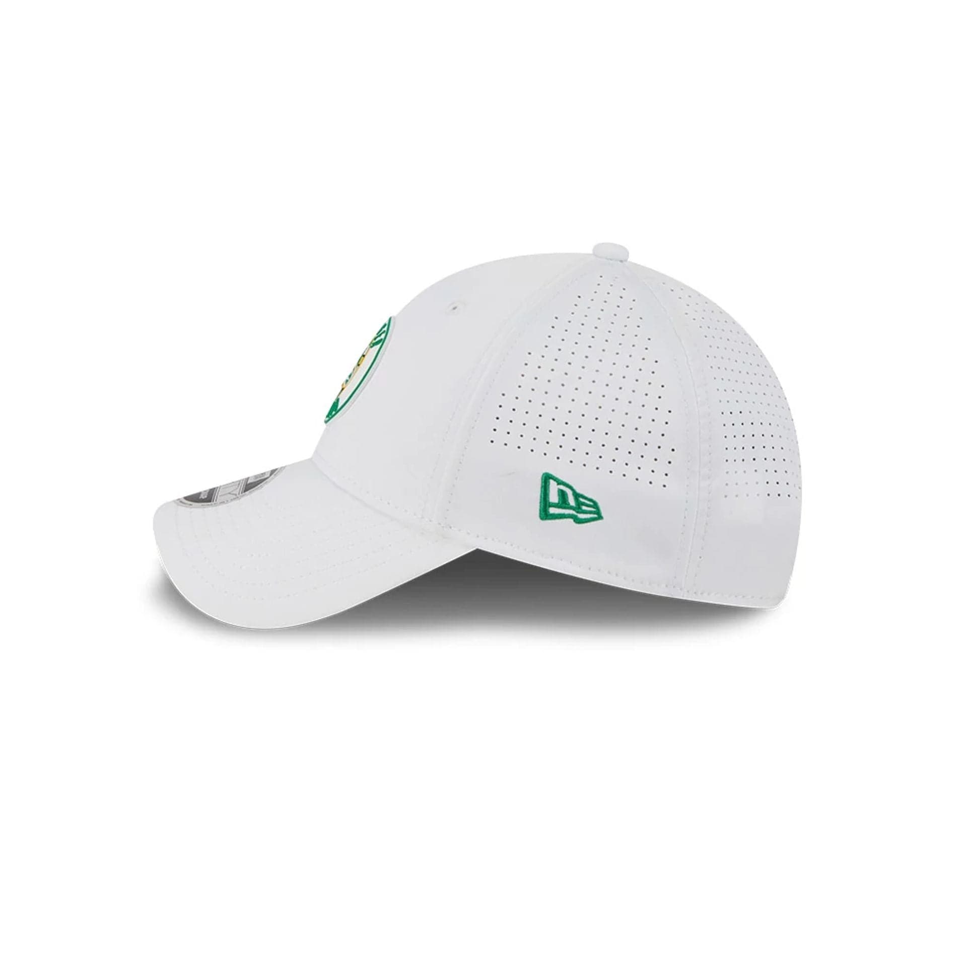 This is a Stinger LIV Golf 2025 White 9FORTY Adjustable Cap 4