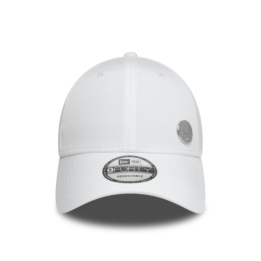 This is a Newcastle United FC Flawless Pin White 9FORTY Adjustable Cap 2
