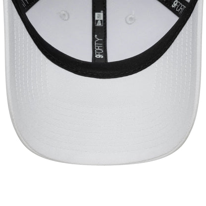 This is a Newcastle United FC Flawless Pin White 9FORTY Adjustable Cap 7