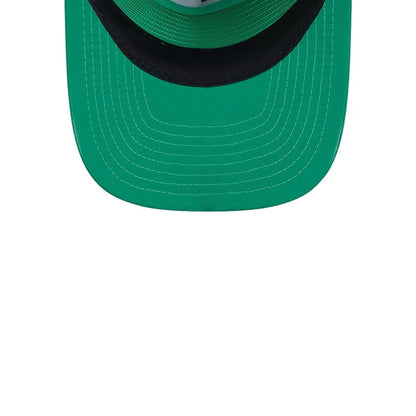 This is a Bugs Bunny Looney Tunes Green Golfer Adjustable Cap 7