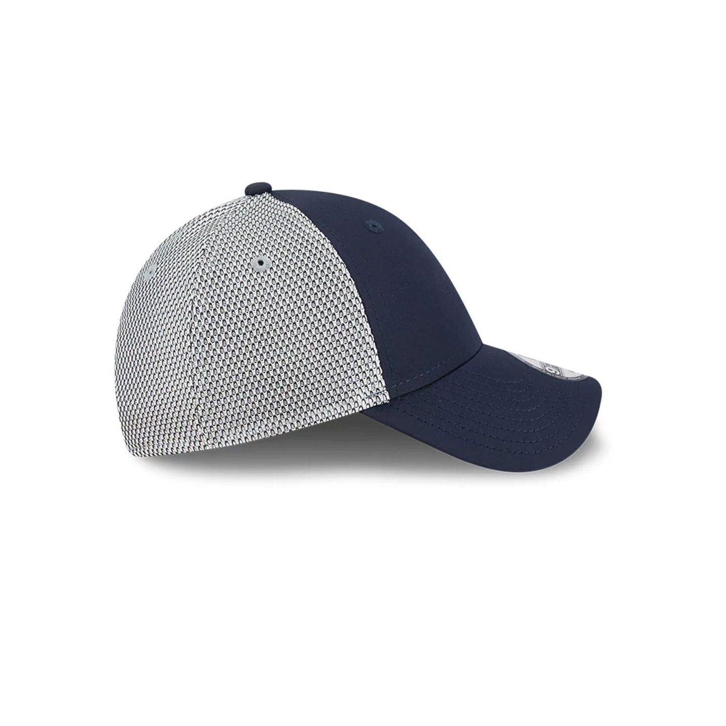 This is a Red Bull Racing Vegas Team Dark Blue 9FORTY Adjustable Cap 5