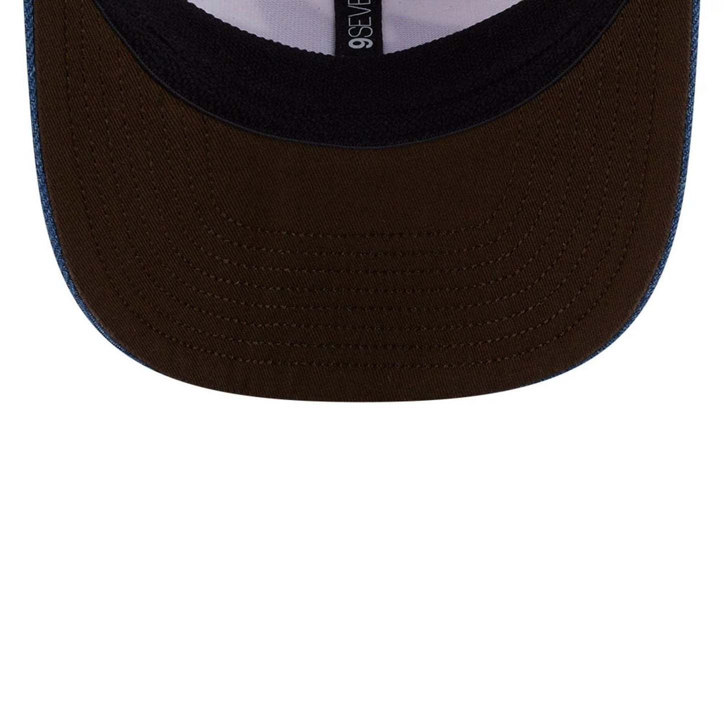 This is a Alpine Racing Jack Doohan Austin Race Special White 9SEVENTY Stretch Snap Adjustable Cap 2