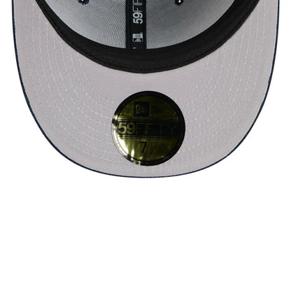 This is a New York Yankees MLB Chenille Pop Navy 59FIFTY Fitted Cap 2