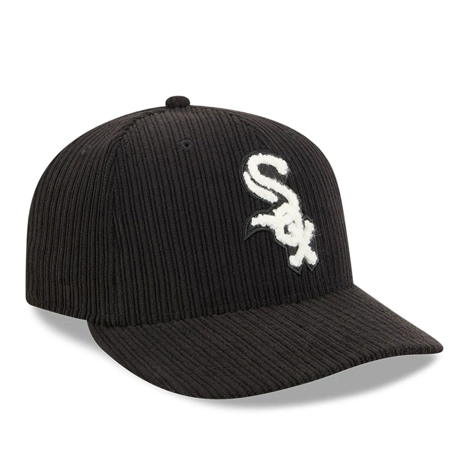 This is a Chicago White Sox MLB Chenille Pop Black 59FIFTY Fitted Cap 4