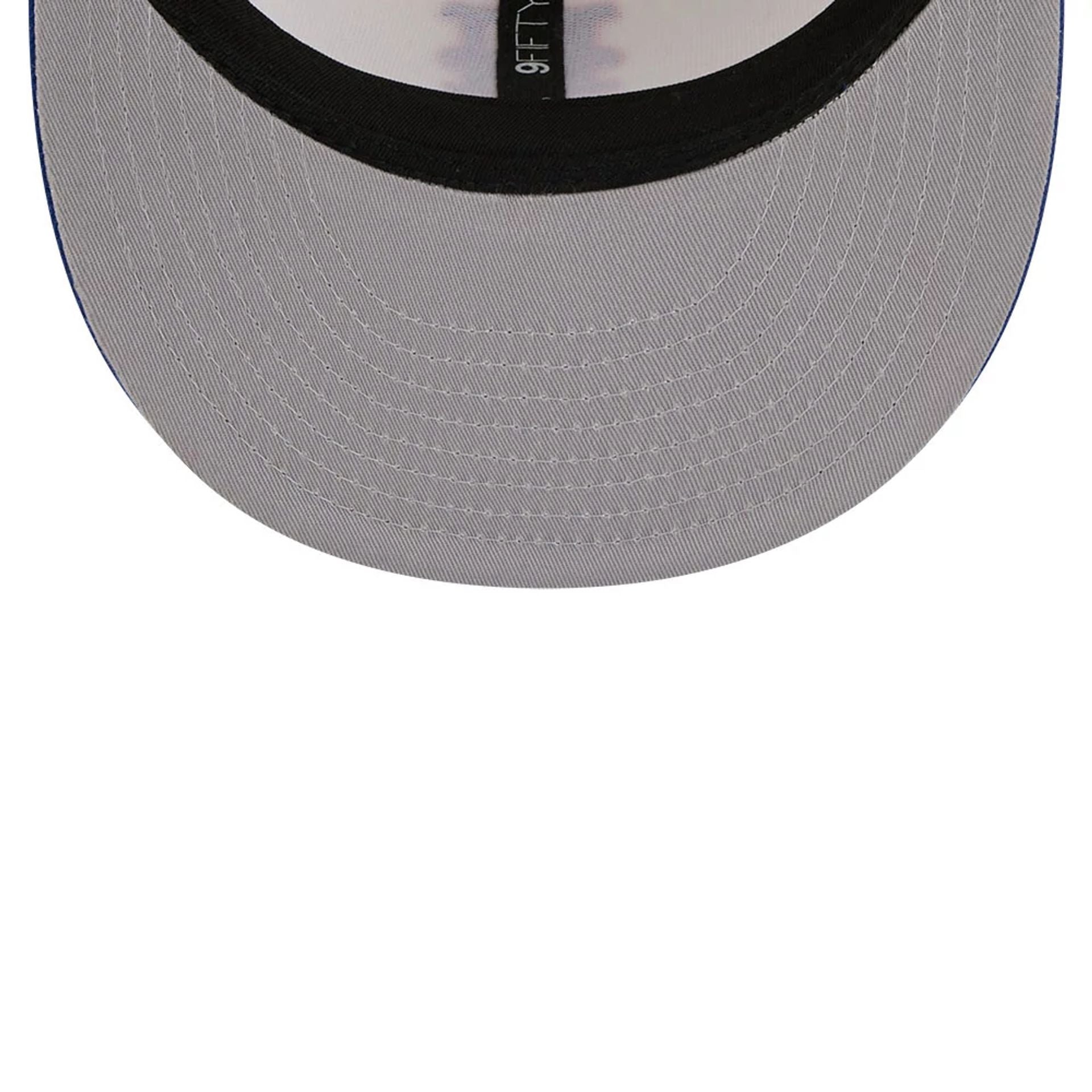 This is a Chicago Cubs MLB Mascot Pin Blue 9FIFTY Snapback Adjustable Cap 2