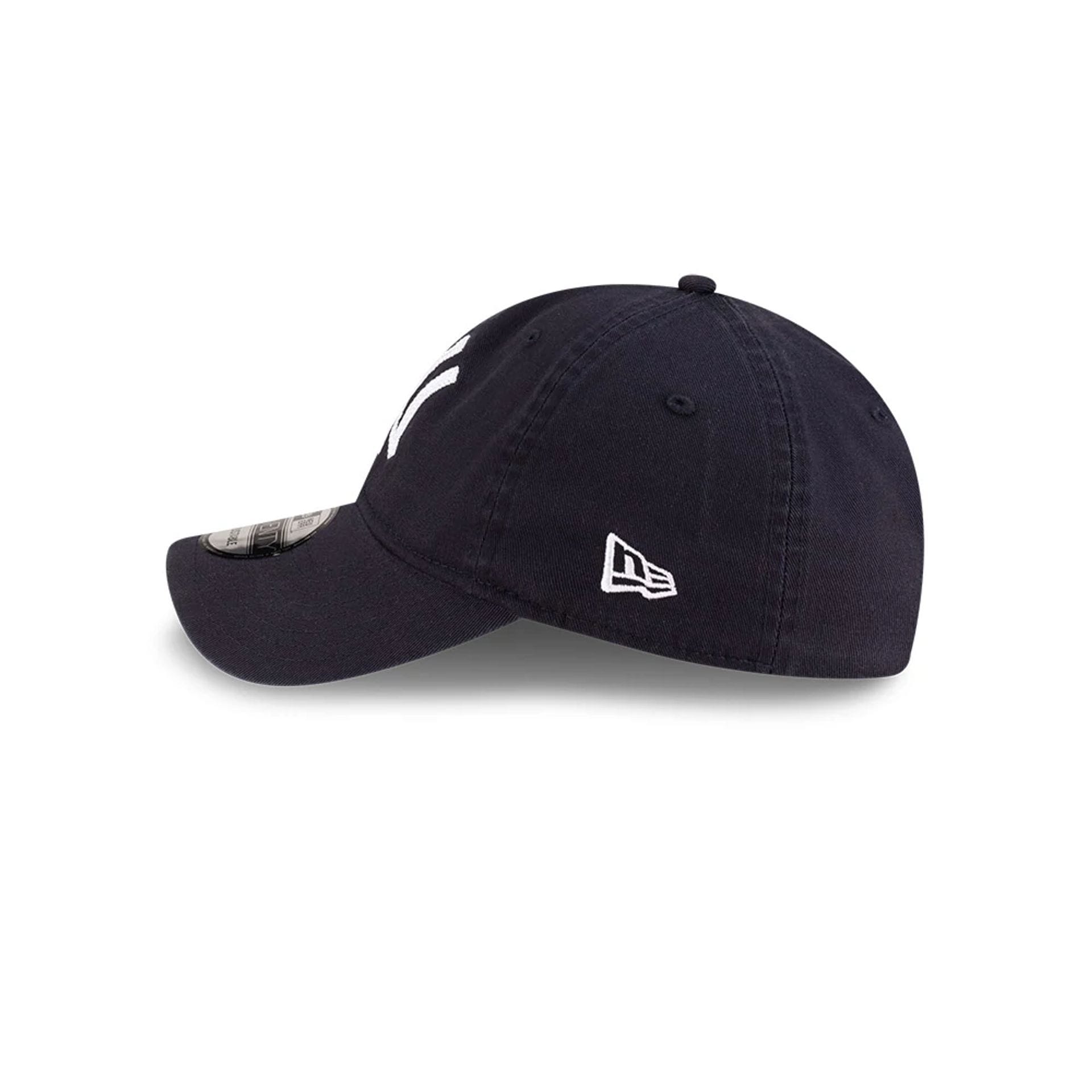 This is a New York Yankees OVO x MLB Navy 9TWENTY Adjustable Cap 6