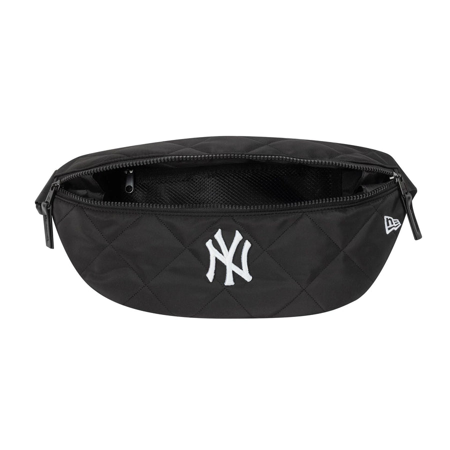 This is a New York Yankees MLB Quilted Black Waist Bag  5