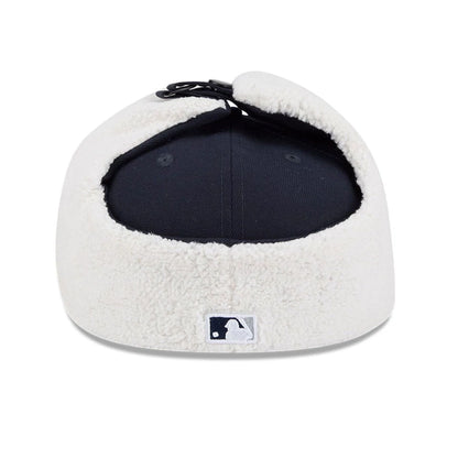This is a New York Yankees MLB Classic Navy Dogear 59FIFTY Fitted Cap 5