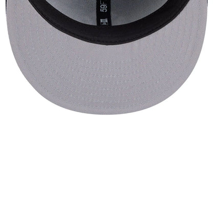 This is a New York Yankees MLB Classic Navy Dogear 59FIFTY Fitted Cap 2