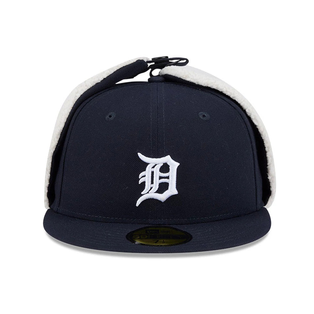 This is a Detroit Tigers MLB Classic Navy Dogear 59FIFTY Fitted Cap 3
