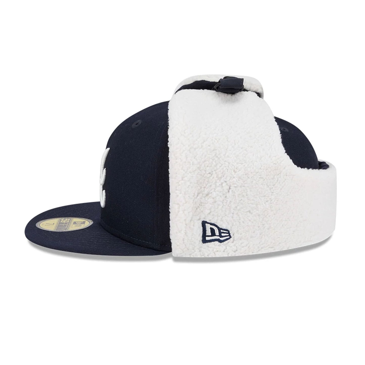 This is a Atlanta Braves MLB Classic Navy Dogear 59FIFTY Fitted Cap 6