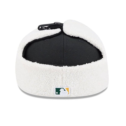 This is a Athletics MLB Classic Black Dogear 59FIFTY Fitted Cap 5