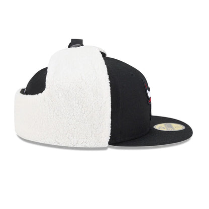 This is a Chicago Bulls NBA Classic Black Dogear 59FIFTY Fitted Cap 7