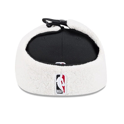 This is a Chicago Bulls NBA Classic Black Dogear 59FIFTY Fitted Cap 5