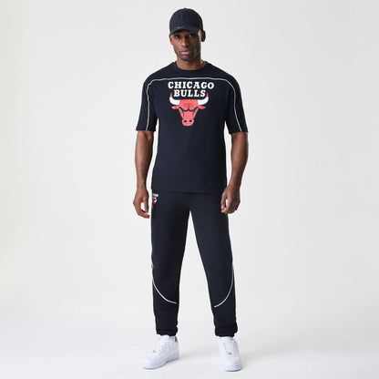 The Male model is wearing Chicago Bulls NBA Piping Black Oversized T-Shirt  8