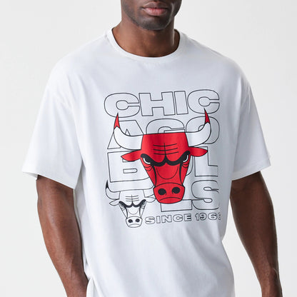 The Male model is wearing Chicago Bulls NBA Outline Graphic White Oversized T-Shirt 3