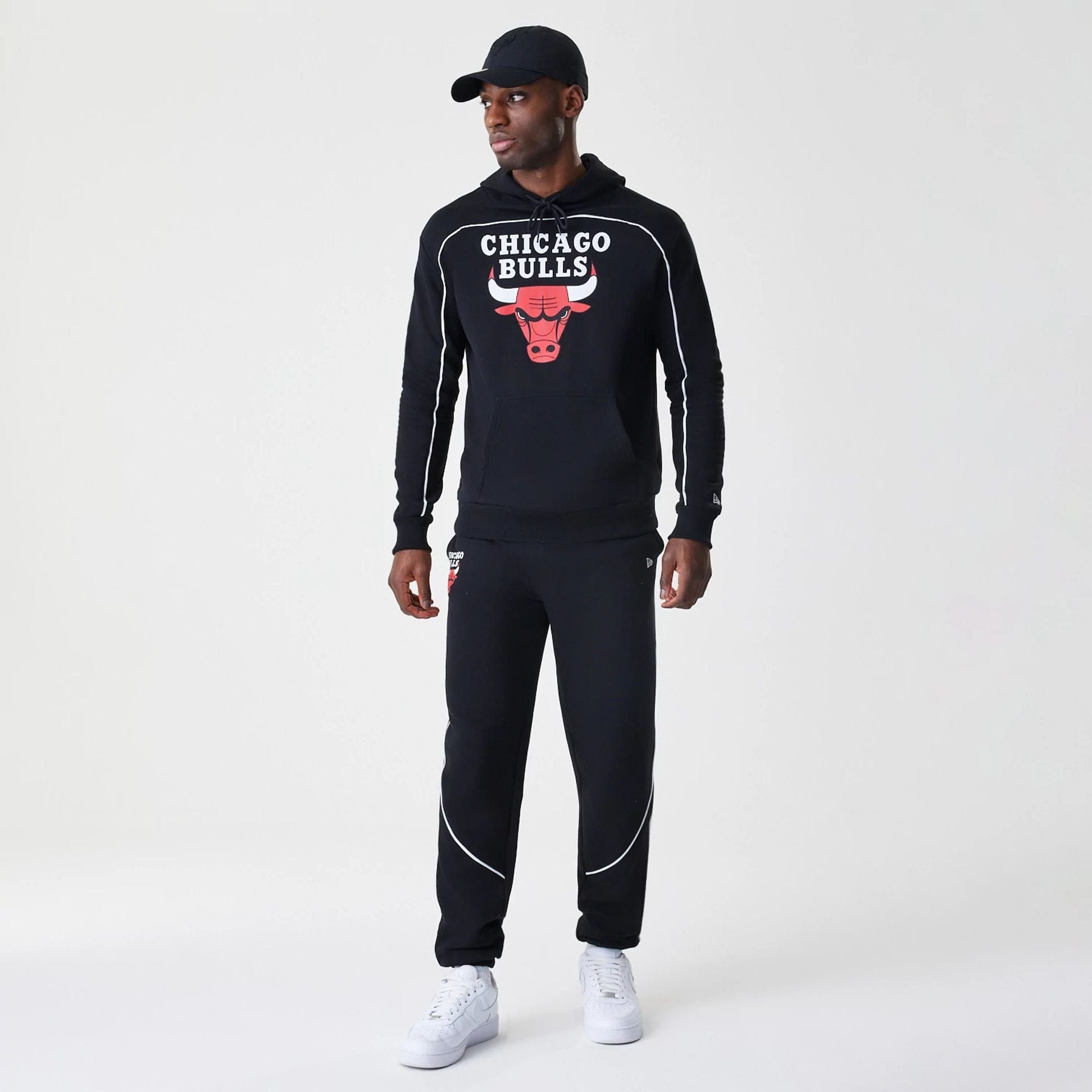 The Male model is wearing Chicago Bulls NBA Piping Black Oversized Pullover Hoodie  8