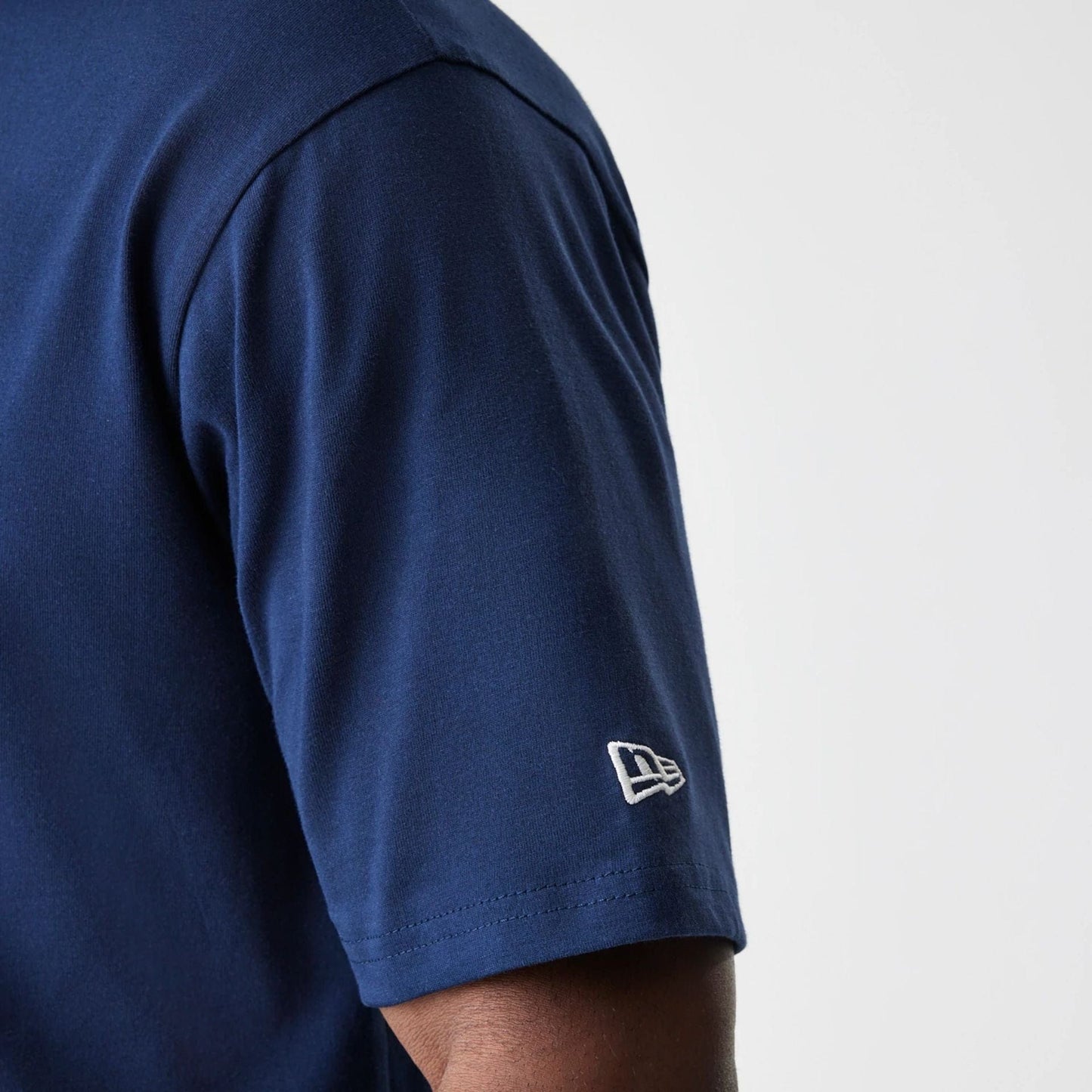 The Male model is wearing New York Yankees MLB Script Navy Oversized T-Shirt  5