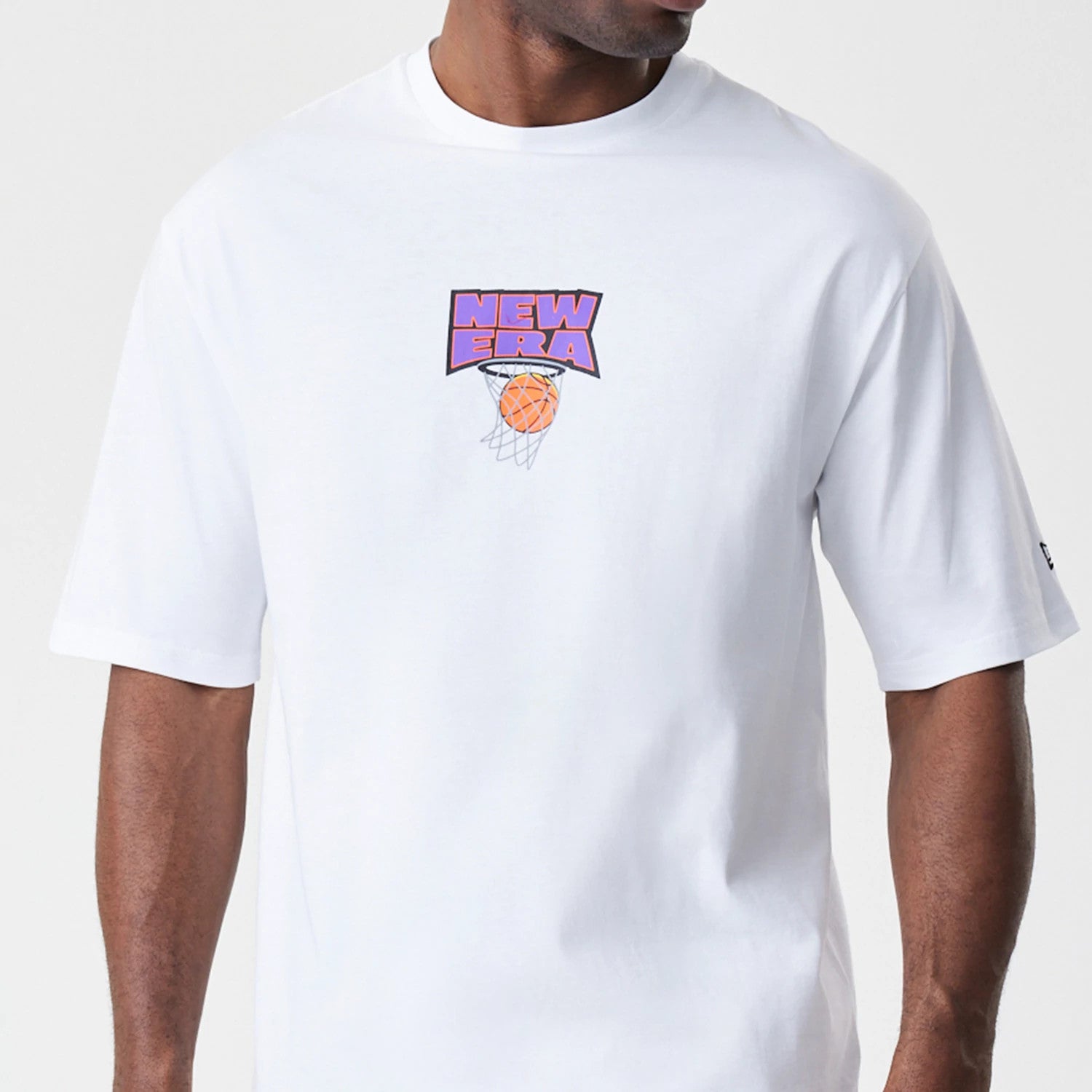 The Male model is wearing  New Era Location White Oversized T-Shirt 3