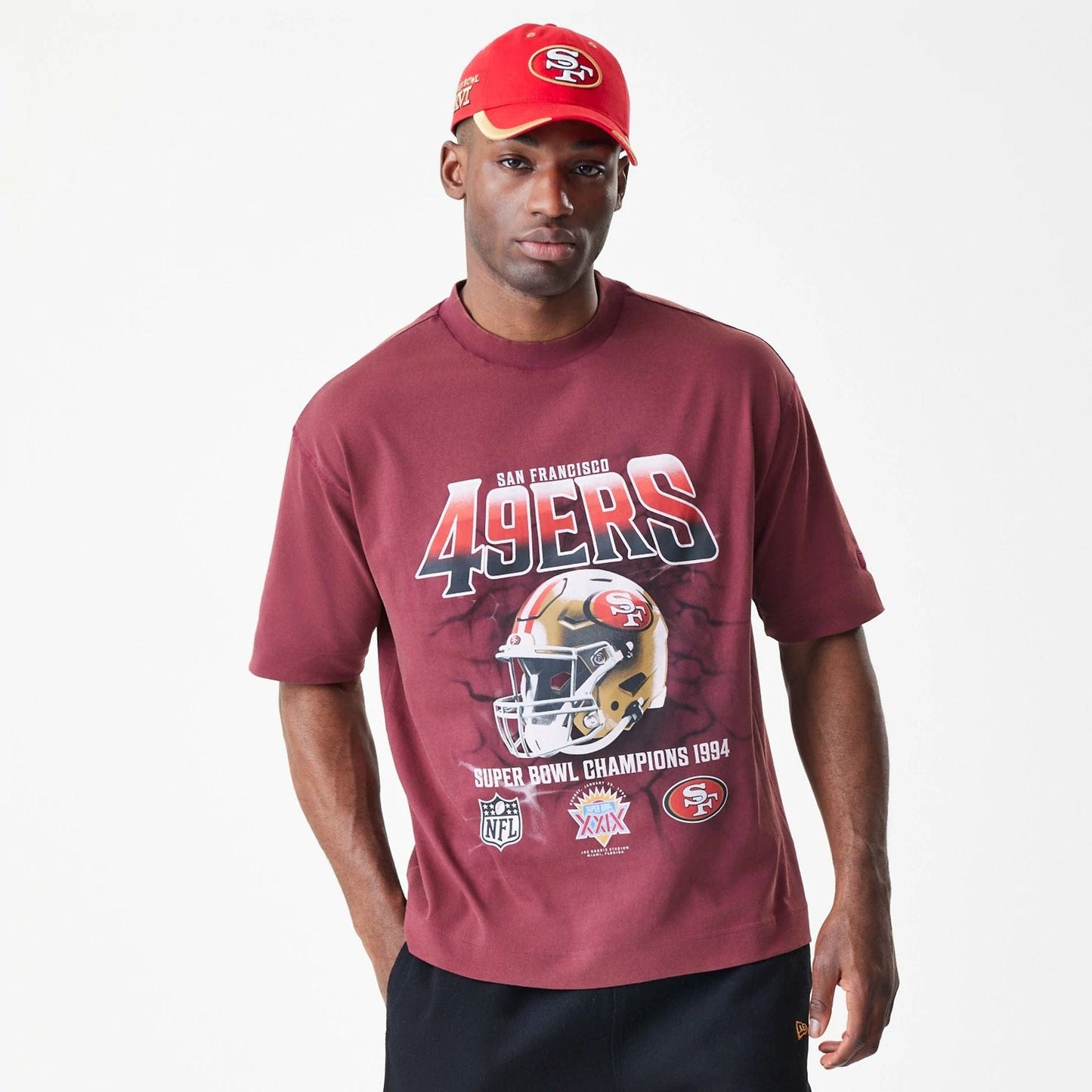 The Male model is wearing San Francisco 49ers NFL Washed Boxy Dark Red Oversized T-Shirt  3