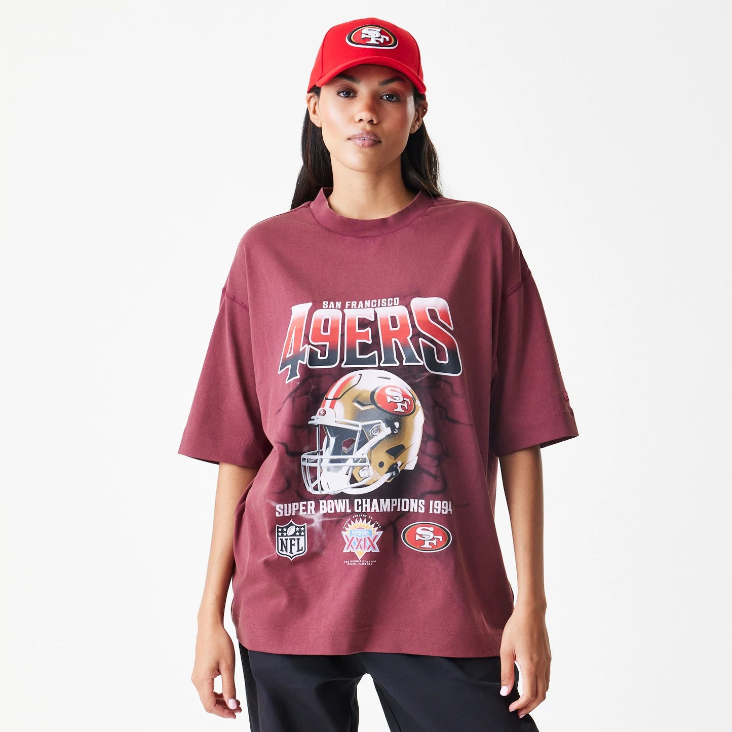 The Male model is wearing San Francisco 49ers NFL Washed Boxy Dark Red Oversized T-Shirt 4