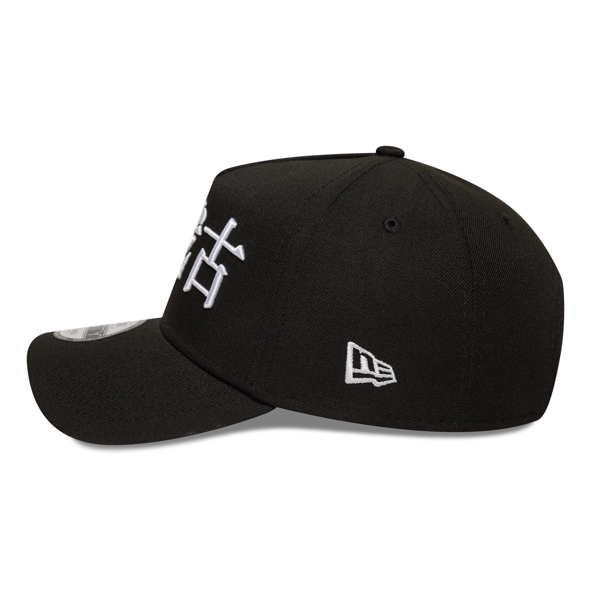This is a Chicago White Sox MLB Poly Kanji Black 9FORTY A-Frame Adjustable Cap 5