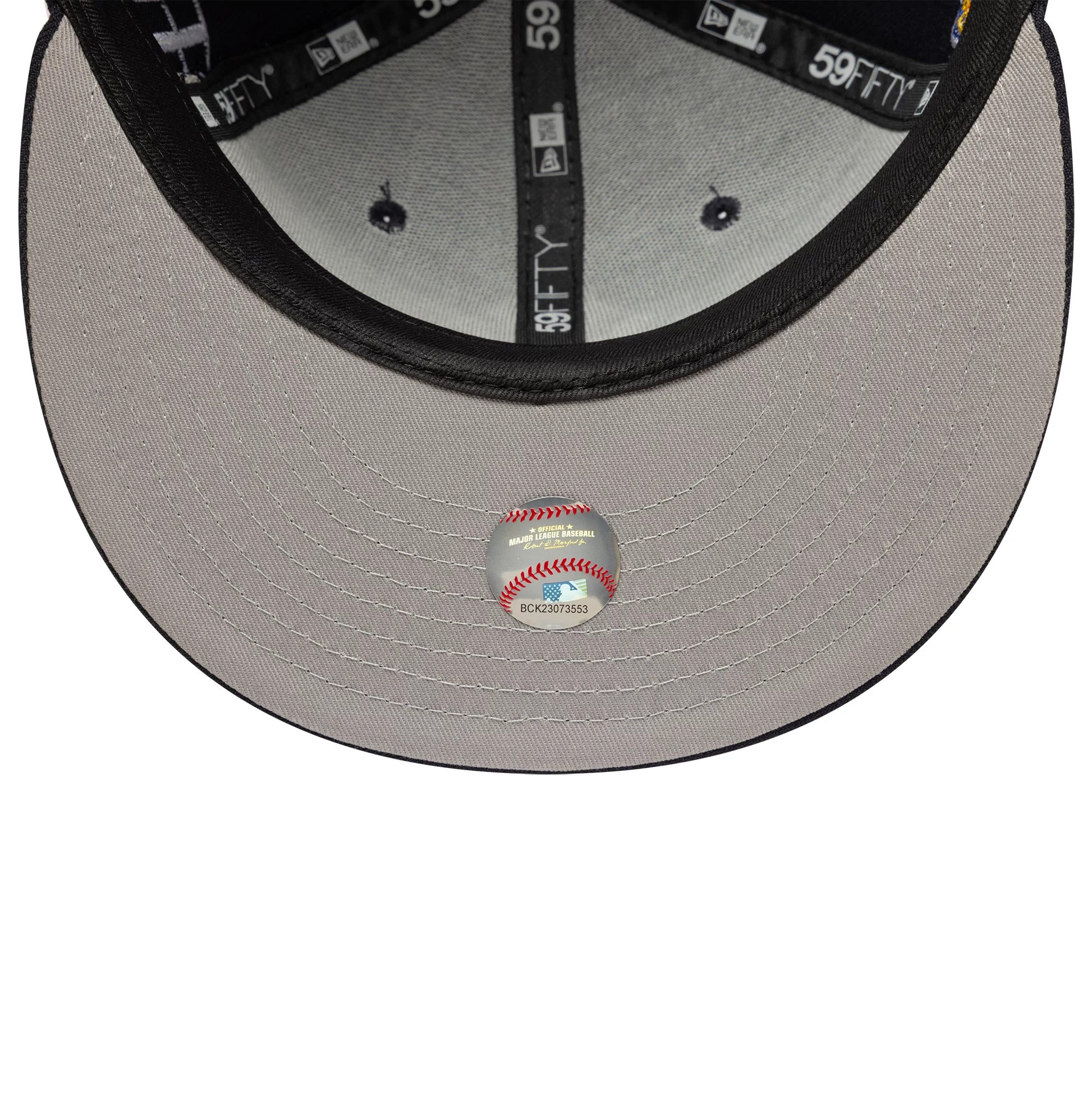 This is a New York Yankees MLB Poly Kanji Navy 59FIFTY Fitted Cap 2