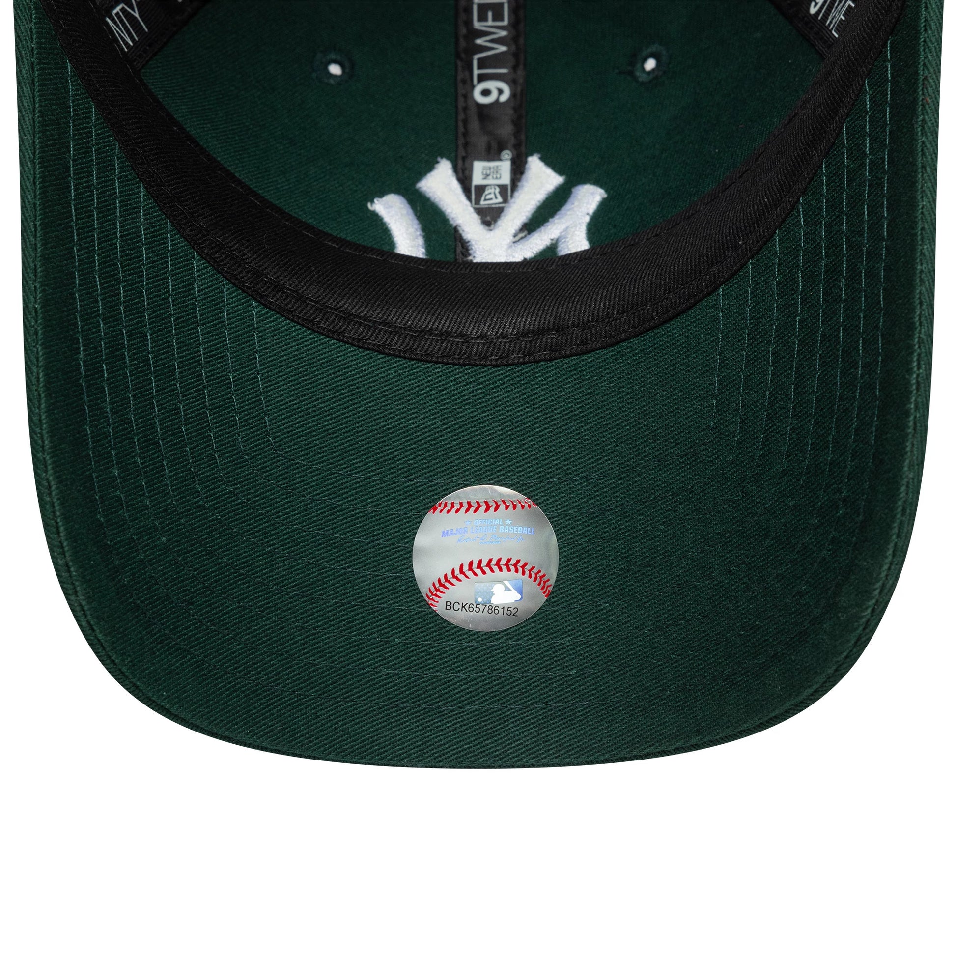This is a New York Yankees Womens MLB League Essential Dark Green 9TWENTY Adjustable Cap 5
