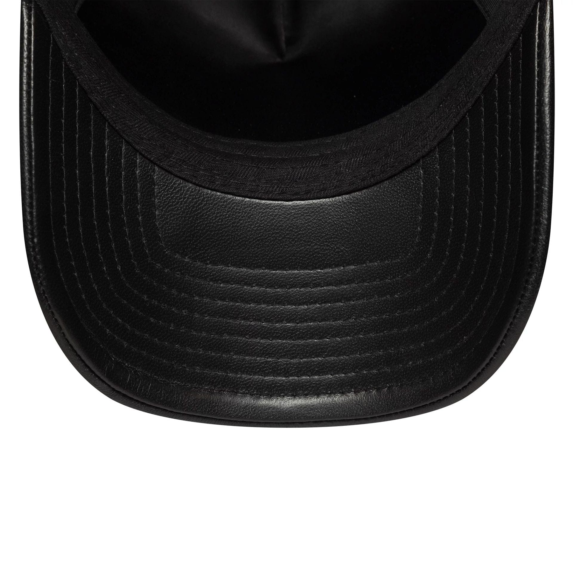 This is a New York Yankees MLB Leather Black 9FORTY E-Frame Adjustable Cap 5