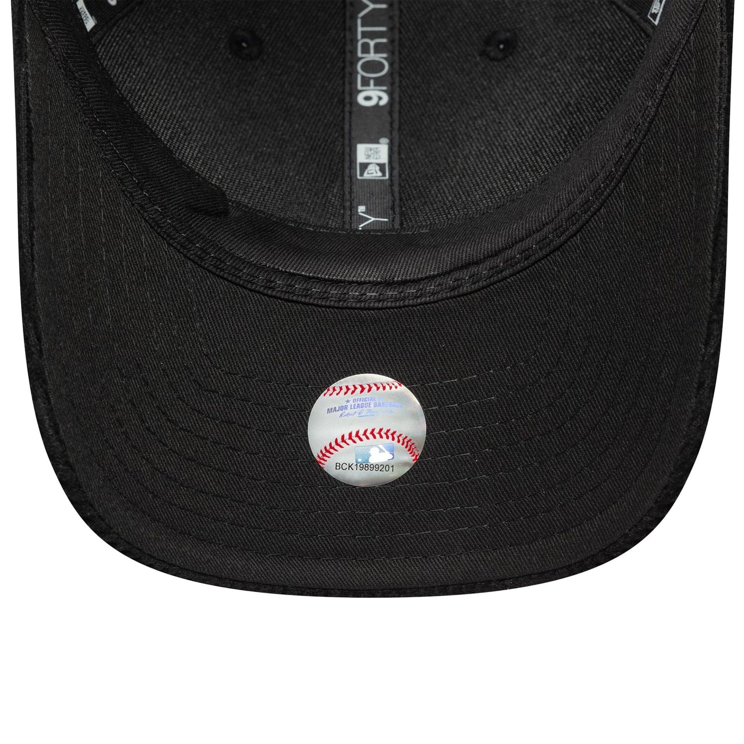 This is a Chicago White Sox MLB Cord Black 9FORTY M-Crown Adjustable Cap 5