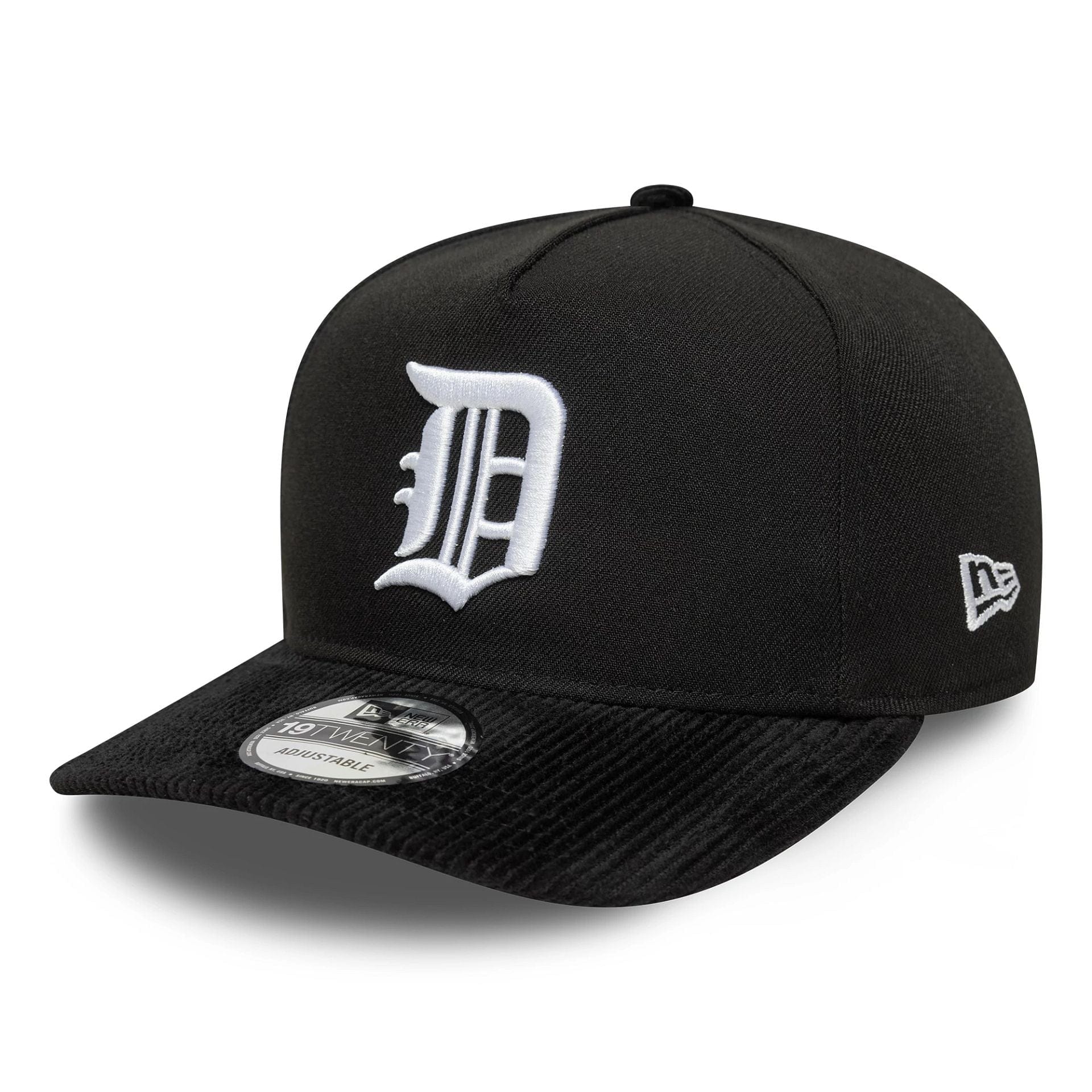 This is a Detroit Tigers MLB Cooperstown Cord Black 19TWENTY Adjustable Cap 3
