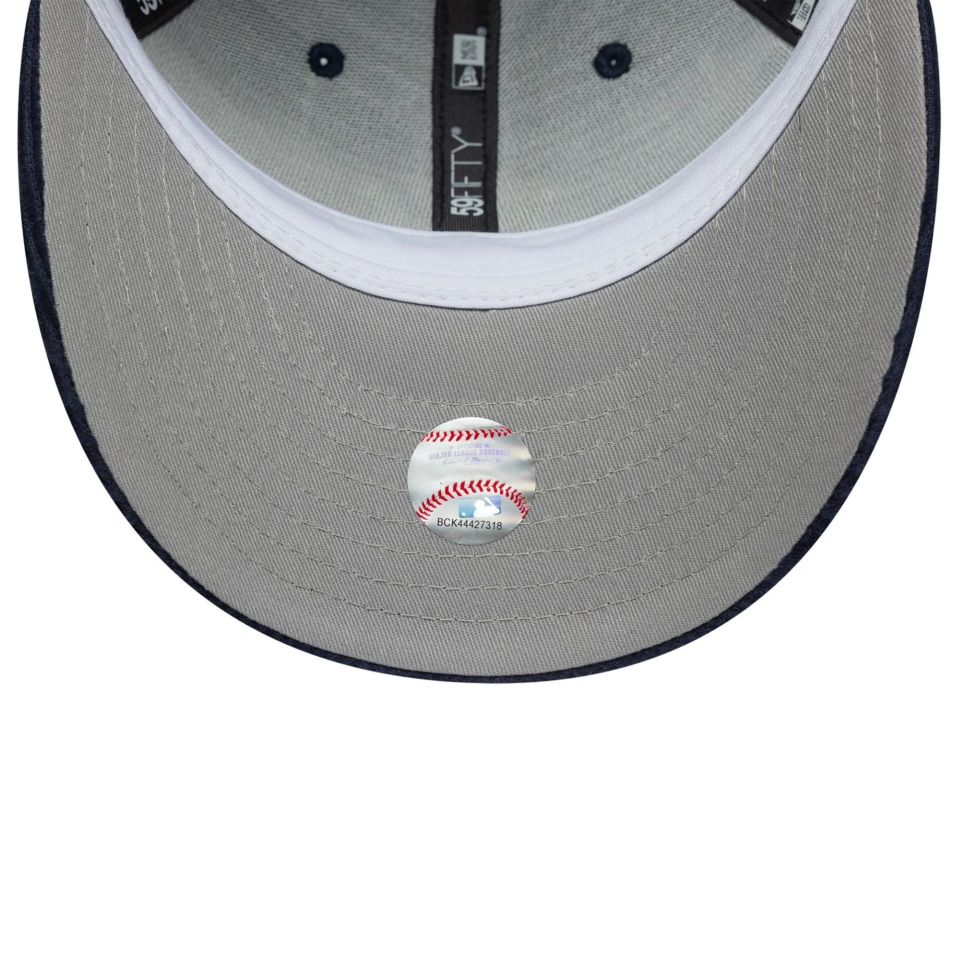 This is a New York Yankees MLB Cord Navy Dogear 59FIFTY Fitted Cap 9