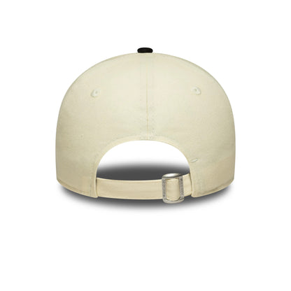 This is a New York Yankees Womens MLB Faux Suede Light Beige 9FORTY Adjustable Cap 4
