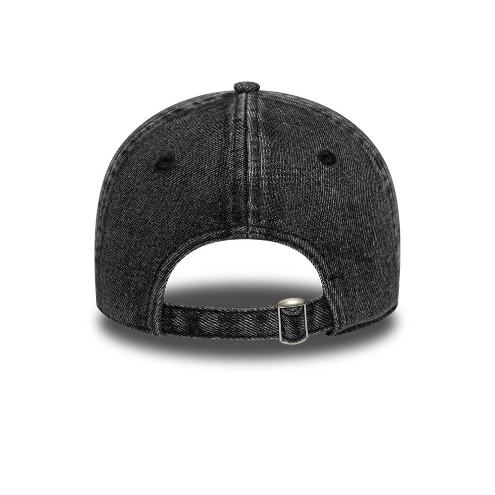 This is a New York Yankees Womens MLB Denim Black 9TWENTY Adjustable Cap 4