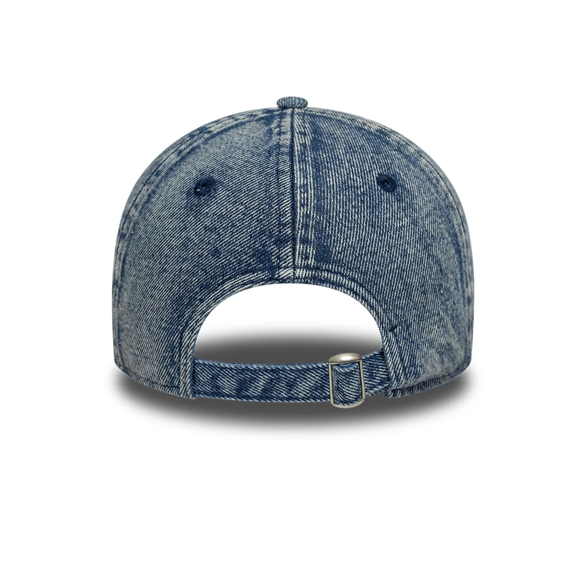 This is a LA Dodgers Womens MLB Denim Blue 9TWENTY Adjustable Cap 4