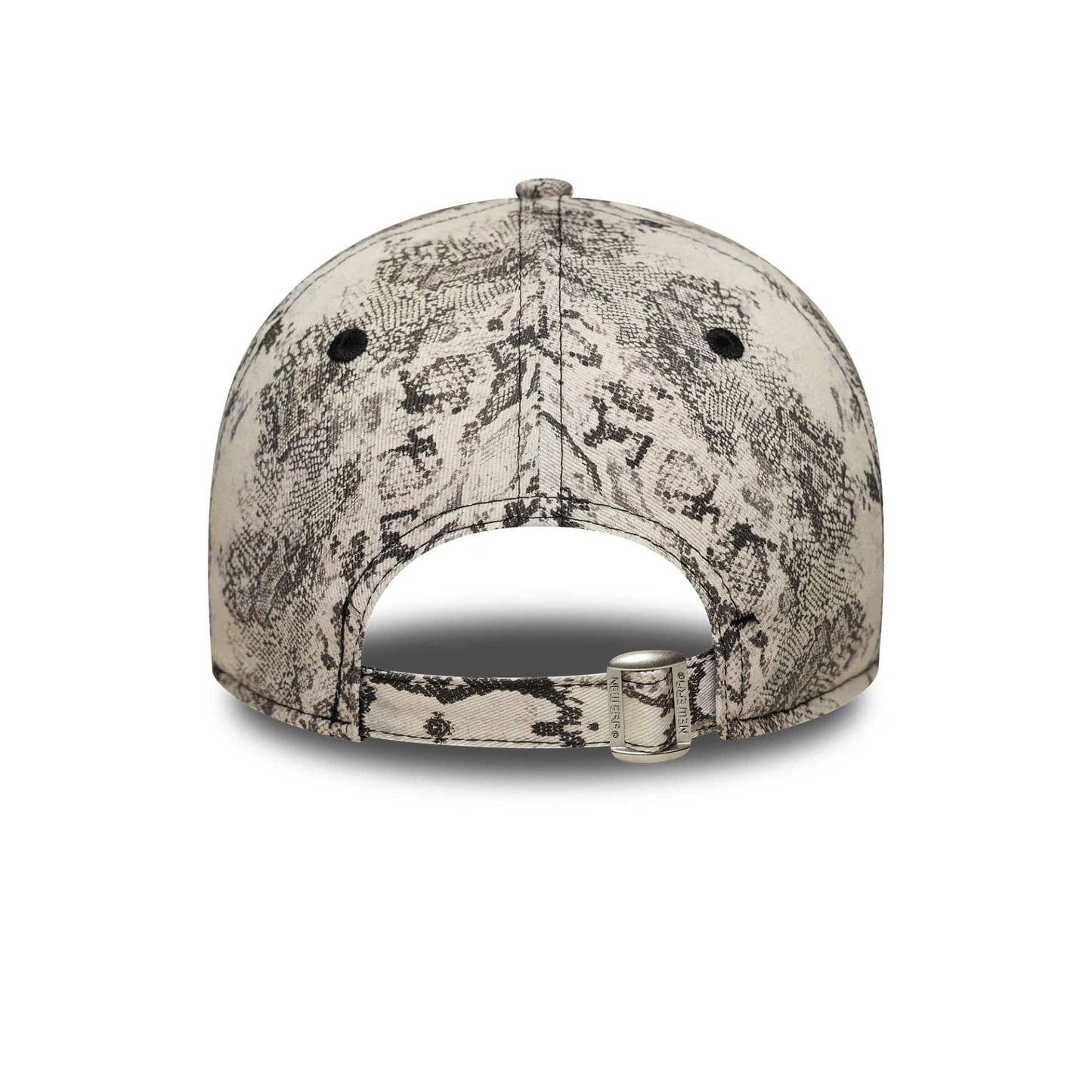 This is a New York Yankees Womens MLB Snake Grey 9FORTY Adjustable Cap 4